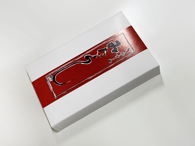 お菓子の箱折り組み立て